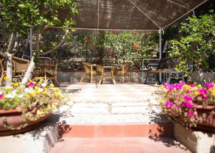 In Mit Terrasse Und Garten By Interhome *