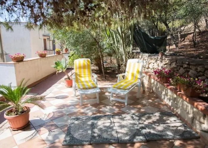 Lejlighed In Mit Terrasse Und Garten By Interhome Sciacca